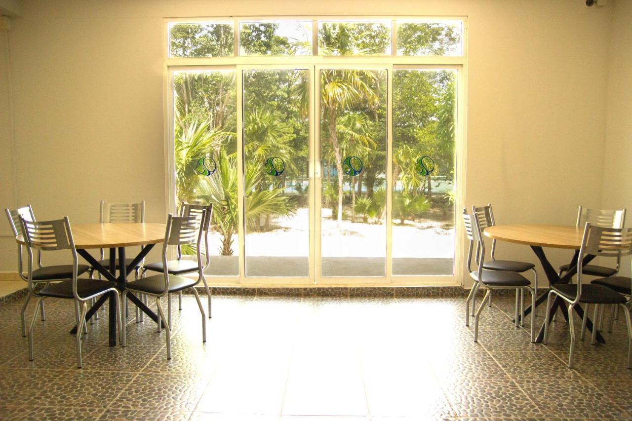 Cancun Tennis Inn Exterior photo